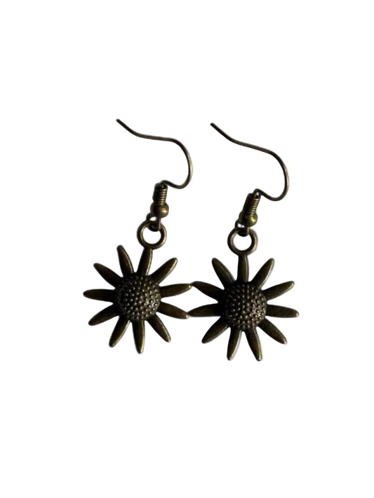 Rustic Antique Bronze Sunflower Dangle Earrings – Boho Country Style